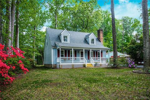 10807 Drayton Rd, Chester, VA 23831