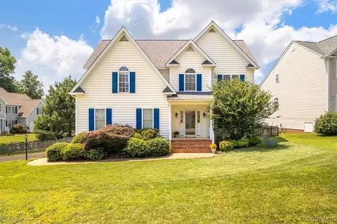 14700 Waters Shore Dr, Midlothian, VA 23112
