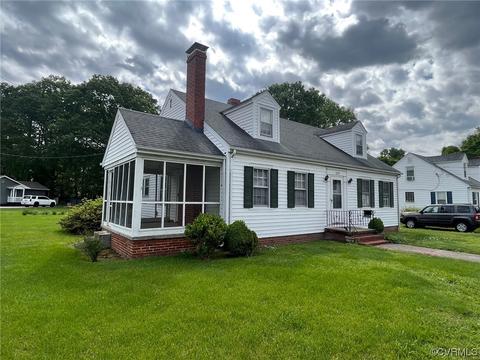 139 Bank St, Waverly, VA 23890
