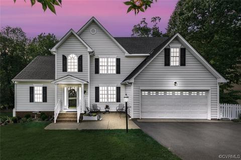 11618 Nevis Dr, Midlothian, VA 23114