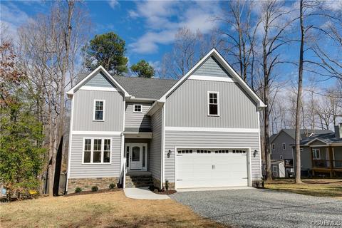 296 Lake Caroline Dr, Ruther Glen, VA 22546