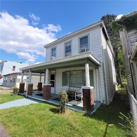 1112 Farmer St, Petersburg, VA 23803