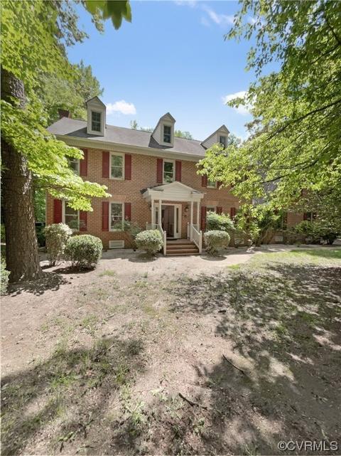 600 Rivers Bend Cir, Chester, VA 23836