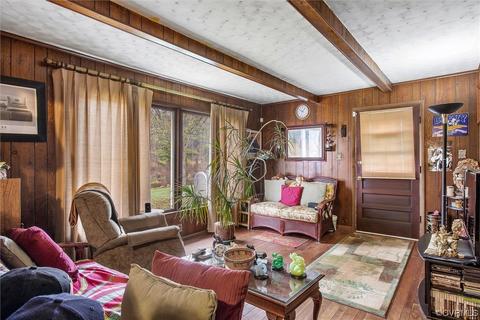 6322 White Oak Rd, Wilsons, VA 23894 photo 10
