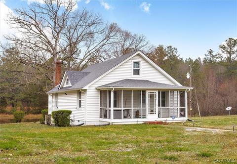 6322 White Oak Rd, Wilsons, VA 23894 photo 4