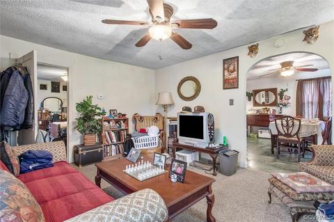 6322 White Oak Rd, Wilsons, VA 23894 photo 6