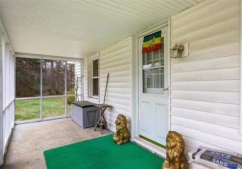 6322 White Oak Rd, Wilsons, VA 23894 photo 5