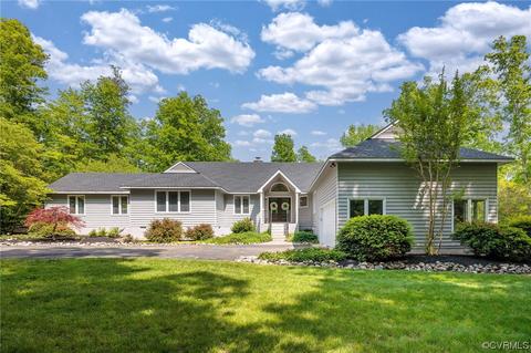 10121 N Donegal Rd, Midlothian, VA 23112