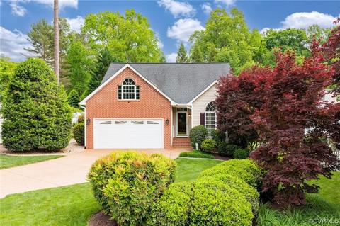 8701 Rockcrest Ct, North Chesterfield, VA 23235