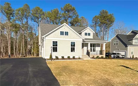 9114 Kinnerton Dr, Midlothian, VA 23112