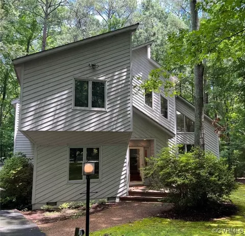 2415 Lake Loreine Ln, Henrico, VA 23233
