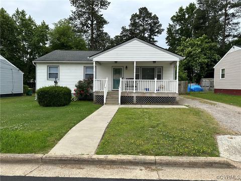 2904 Clingman St, Hopewell, VA 23860