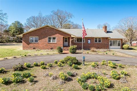 6 Longstreet Ave, Highland Springs, VA 23075