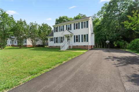 8106 Nashua Dr, Midlothian, VA 23112