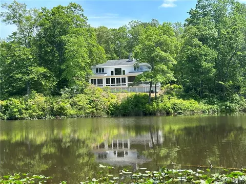 375 Earl Dr, Lancaster, VA 22503 photo 2
