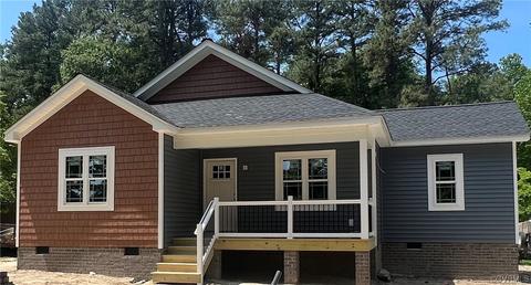 5818 Lewis Rd, Petersburg, VA 23803