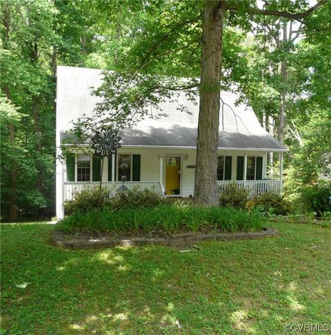 7566 Valencia Rd, Chesterfield, VA 23832