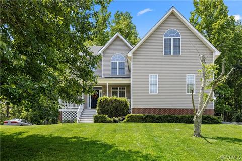 12207 Point Placid Dr, Midlothian, VA 23112