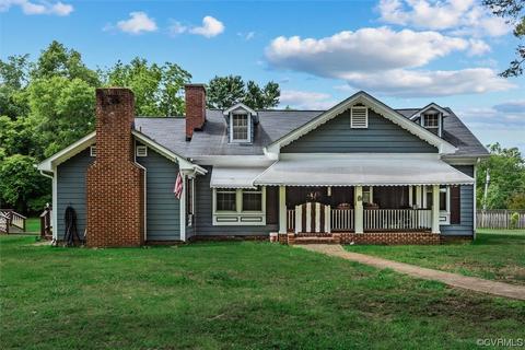 201 Robbinwood Ln, Sandston, VA 23150