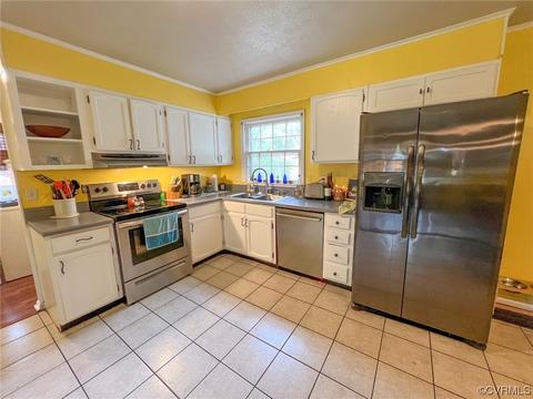 503 Third St, Blackstone, VA 23824 photo 9