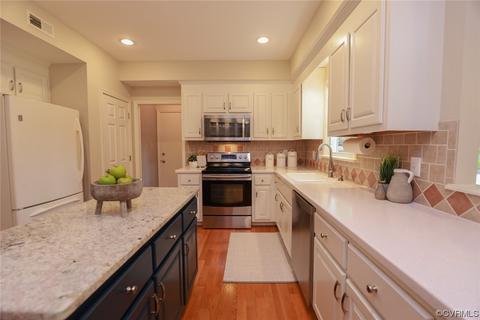 6314 Walnut Bend Dr, Midlothian, VA 23112 photo 7