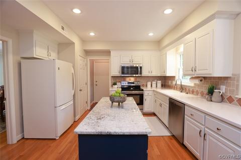 6314 Walnut Bend Dr, Midlothian, VA 23112 photo 6