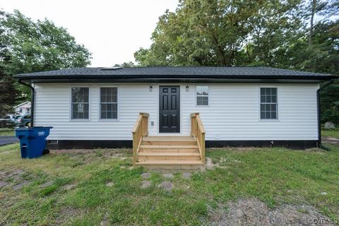 3701 Yard Arm Dr, Chester, VA 23831