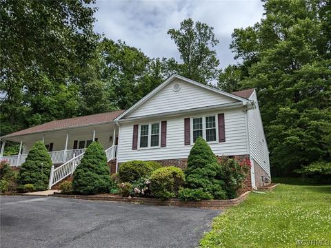 12107 Amber Meadows Ln, Midlothian, VA 23114