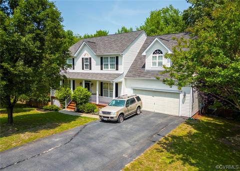 8314 Mendenhall Pl, Mechanicsville, VA 23111