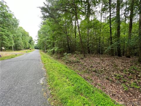 Ooo Lakeview Drive, Hartfield, VA 23071