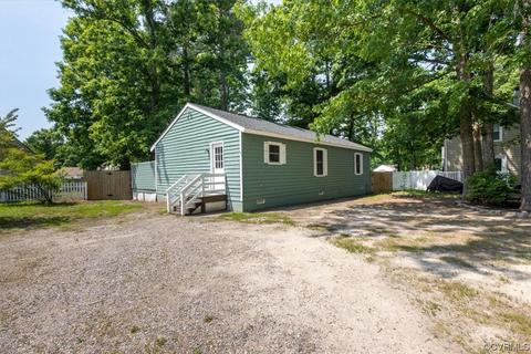 10712 Genlou Rd, Chesterfield, VA 23832