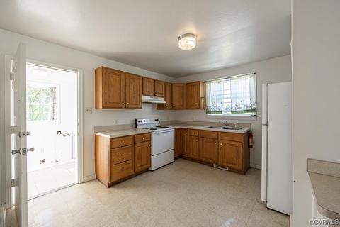 2153 Featherfin Rd, Prospect, VA 23960 photo 6