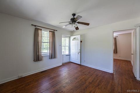 2153 Featherfin Rd, Prospect, VA 23960 photo 3
