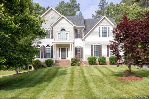 5213 Beachmere Ter, Chester, VA 23831