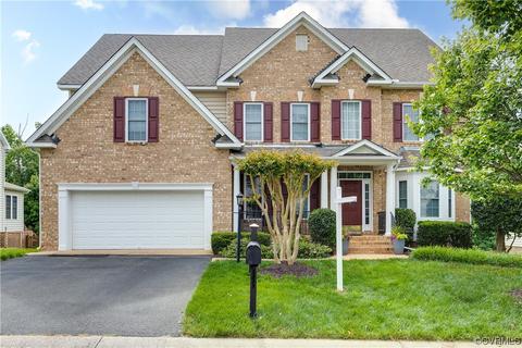 719 Colony Forest Dr, Midlothian, VA 23114