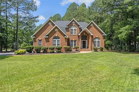 11936 Carters Creek Dr, Chesterfield, VA 23838