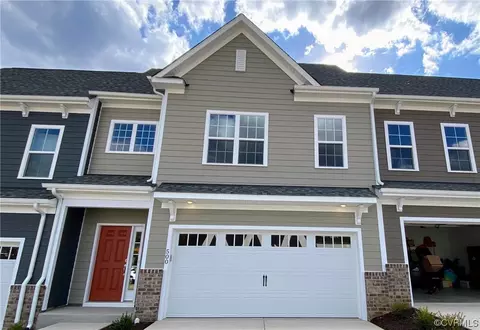 500 Randolph View Dr, Midlothian, VA 23114