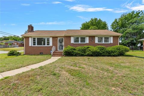 900 Forestview Dr, Colonial Heights, VA 23834