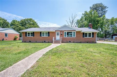 100 Stuttaford Dr, Sandston, VA 23150