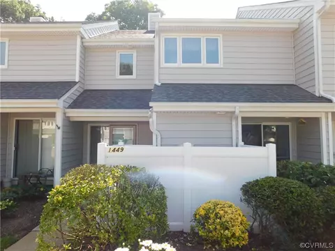 1449 Sycamore Mews Cir #45, Midlothian, VA 23113
