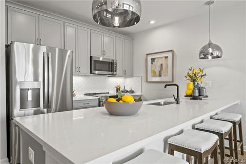 13288 Coalfield Station Ln, Midlothian, VA 23114