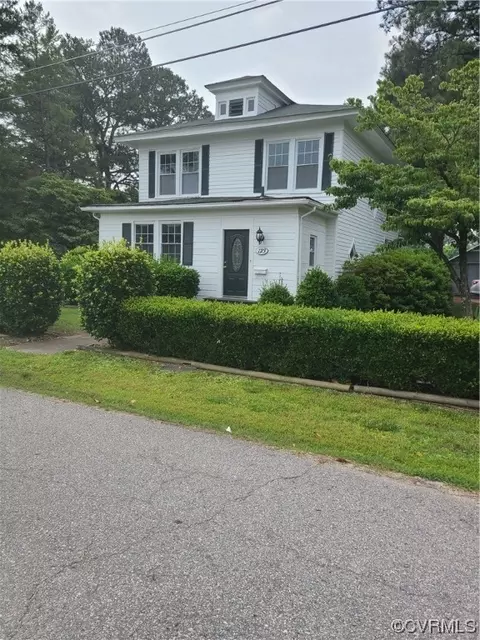 123 Cloverhill Ave, Colonial Heights, VA 23834