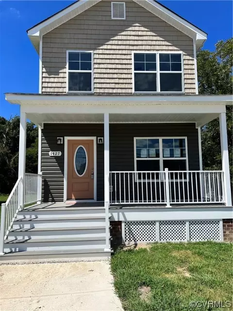 1427 Halifax St, Petersburg, VA 23803
