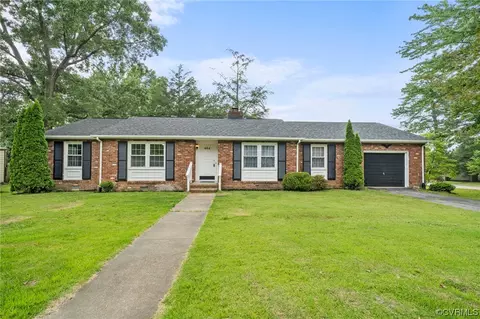 604 Smithfield Ave, Hopewell, VA 23860