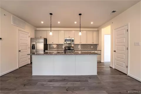 4006 Holister Trce, Midlothian, VA 23112