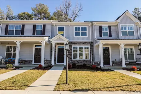 8270 Scott Commons Dr, Richmond, VA 23227