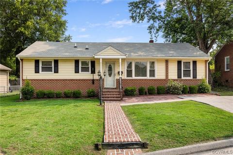 608 Charles Ave, Colonial Heights, VA 23834