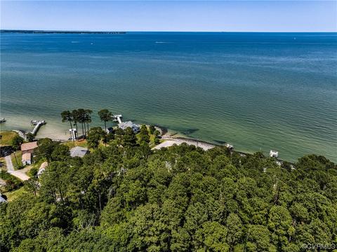 0 Pocahontas Ave, Deltaville, VA 23043