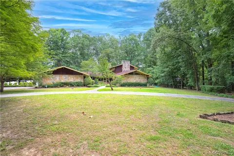 19601 Oxford Ln, Sutherland, VA 23885 photo 3