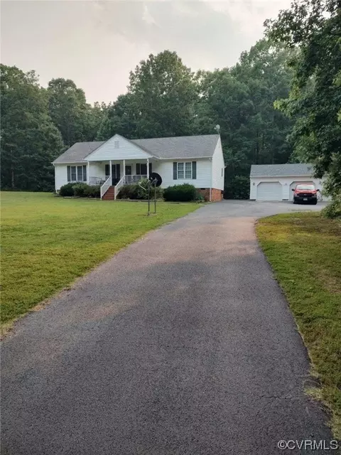 11320 Fleet Rd, Dinwiddie, VA 23841